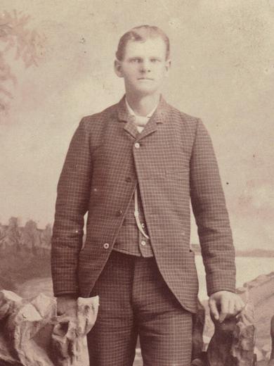 Contributed by LuAnn M. Clawson to FamilySearch. Contributed by LuAnn M. Clawson to FamilySearch.